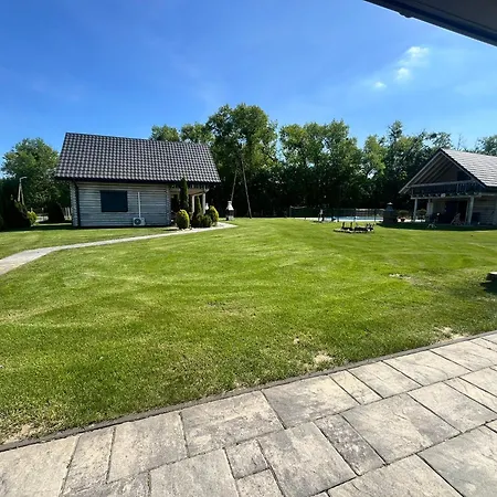 Letniskowe Malina 4 度假居