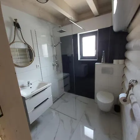 Letniskowe Malina 4 *